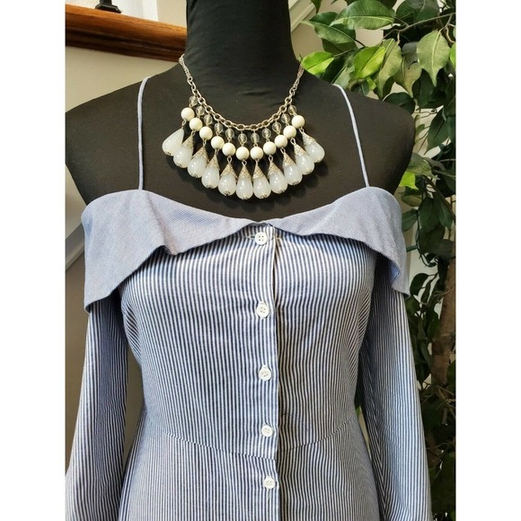Top Shop Women Blue Striped Cotton & Polyester Trendy Style Button Shirt Size 2 - Picture 2 of 11